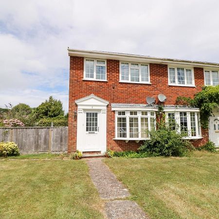 1 Westwood Close Каус Экстерьер фото